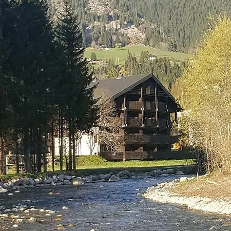 Triolet Abondance